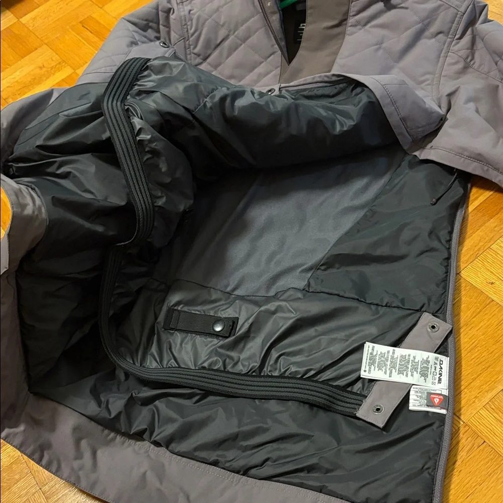 Dakine Pullover Ski Jacket - Picture 4 of 7